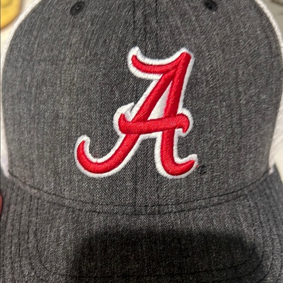 Alabama Crimson Tide Heathered Black and White Cap - Picture 6 of 6
